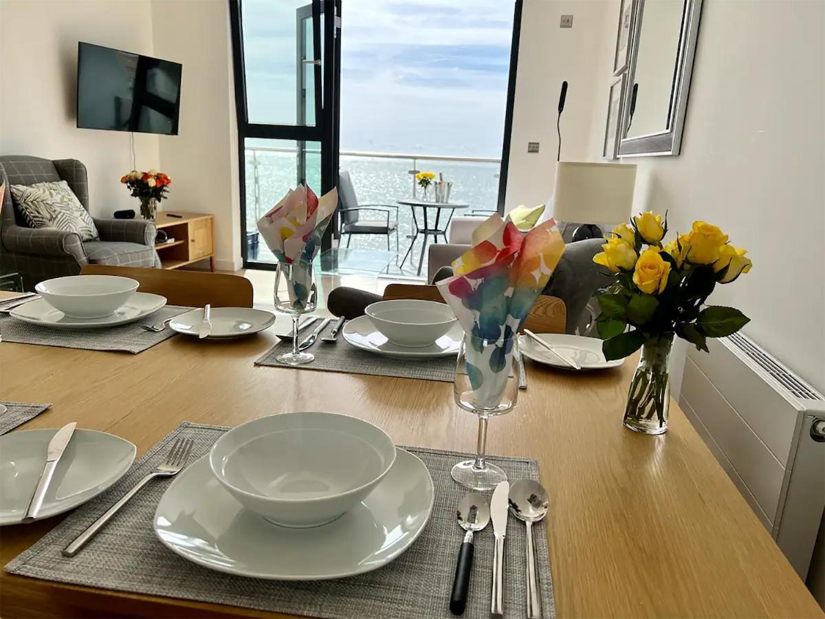 רמסגייט Sohot Stays Royal Sands Seaview Apt Free Parking Sleeps 4 מראה חיצוני תמונה